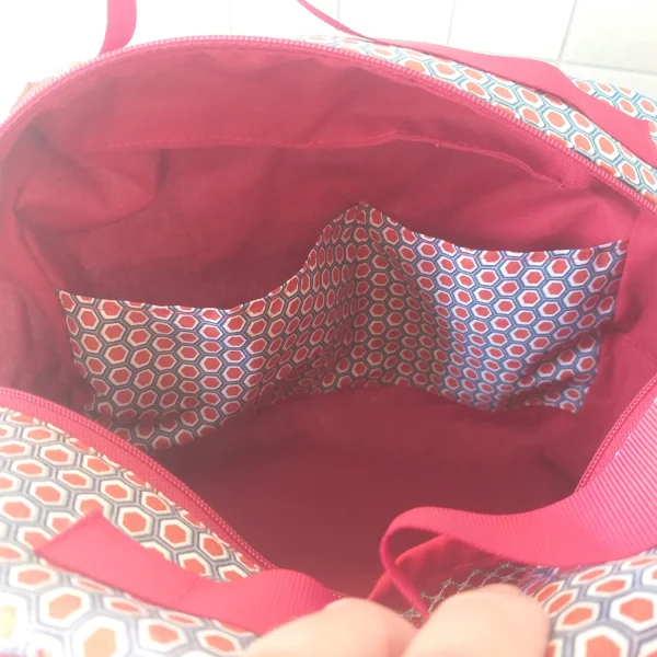 Vanity hexagone rouge