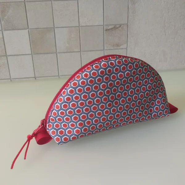 Trousse hexagone rouge