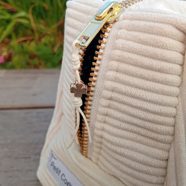 Trousse velour sable