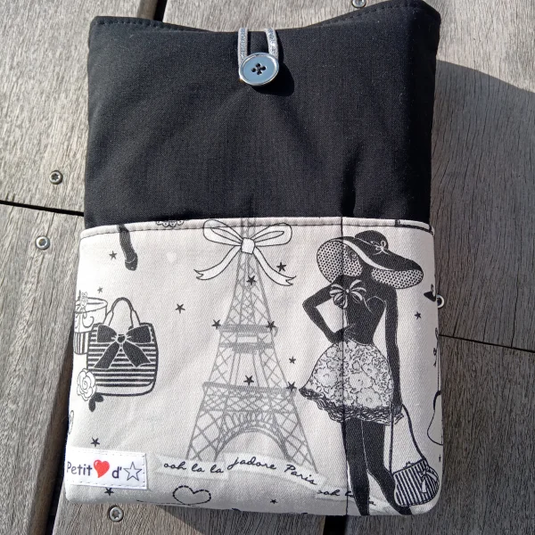 Protège livre parisienne