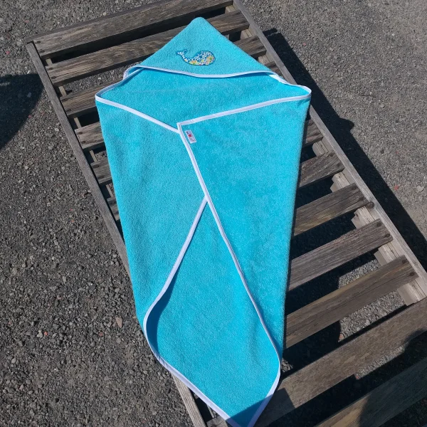 Cape de bain baleine turquoise
